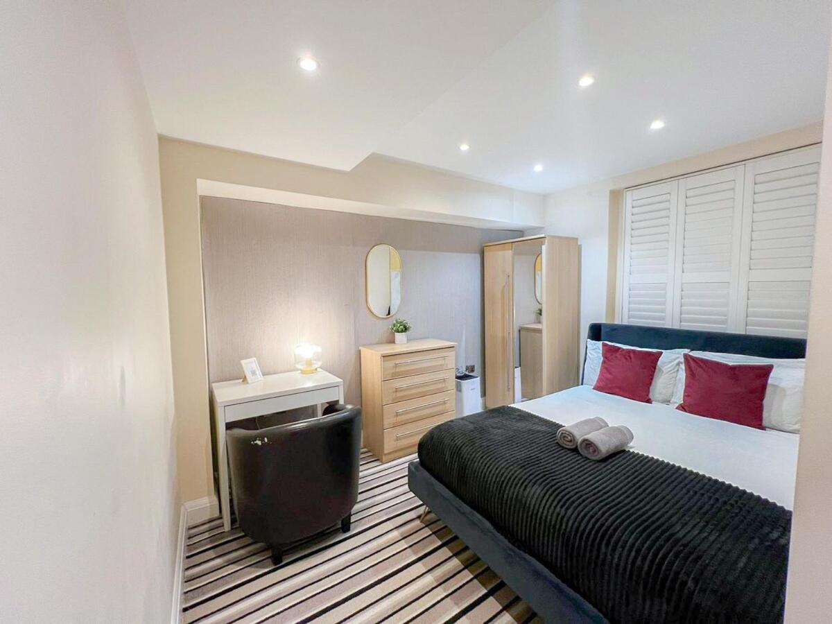 3 Bedroom Apartment With Private Terrace In Pimlico, Westminster, Victoria Лондон Экстерьер фото