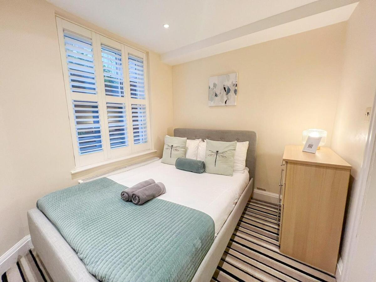3 Bedroom Apartment With Private Terrace In Pimlico, Westminster, Victoria Лондон Экстерьер фото