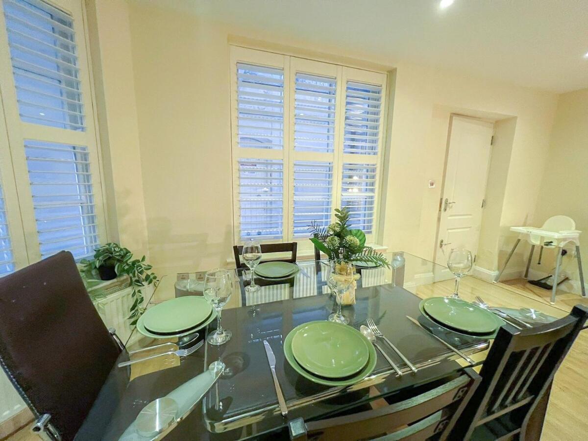 3 Bedroom Apartment With Private Terrace In Pimlico, Westminster, Victoria Лондон Экстерьер фото