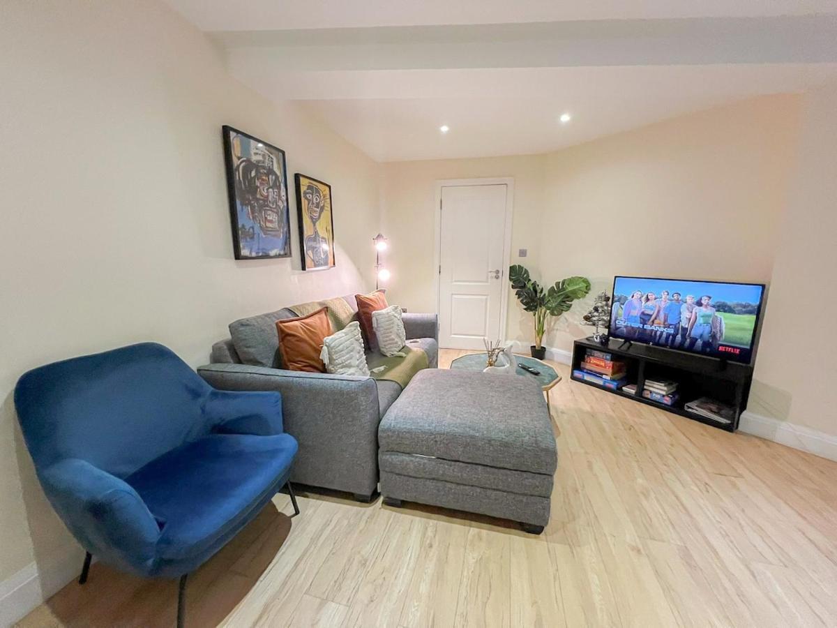3 Bedroom Apartment With Private Terrace In Pimlico, Westminster, Victoria Лондон Экстерьер фото